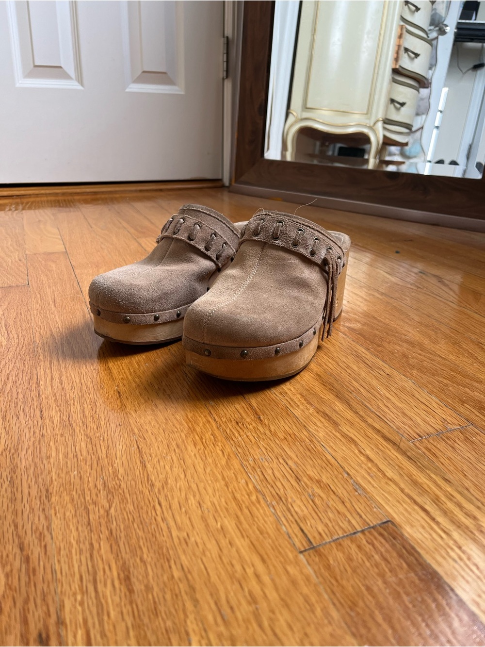 2000s Suede Taupe Clog Mules with Stud and Tassel Detail - Picture 5 of 7